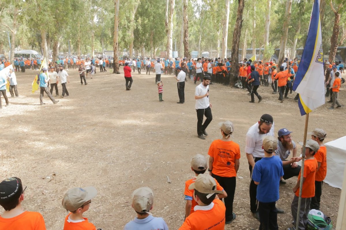 2,500 ילדי הקעמפים של חב"ד התאספו ליום כיף • גלריה