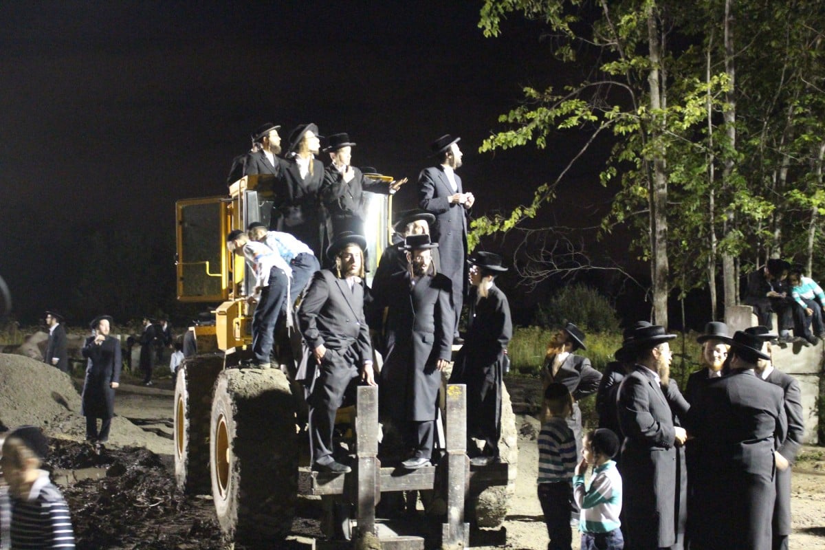 תיעוד ענק: הלוויית הרבי מטאהש זצ"ל