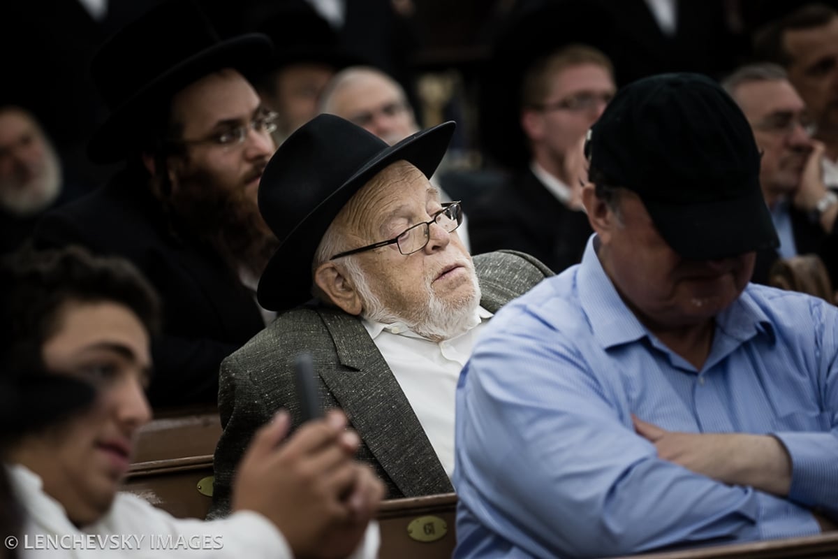 תיעוד: יום כיפור קטן אצל 'קהל אנשי ספרד'