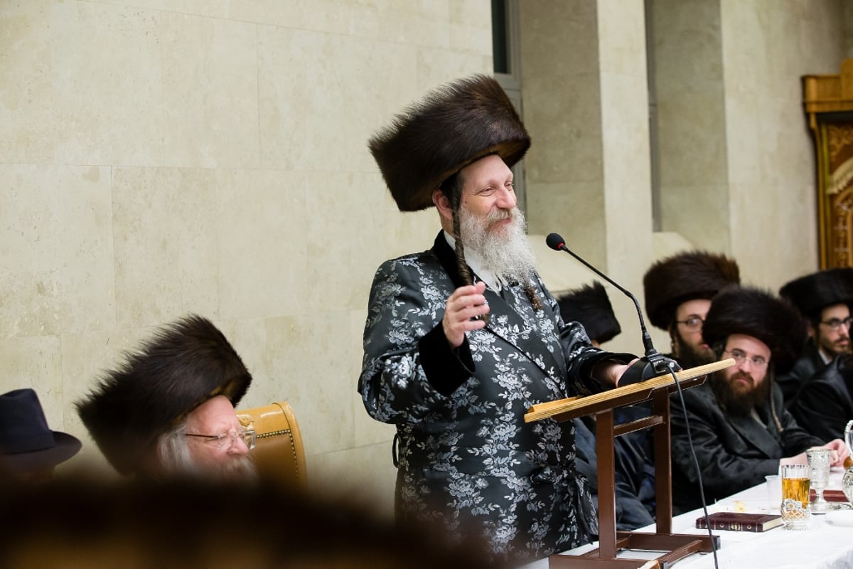 גלריה: סעודת הילולא בביהמ"ד בורשטיין