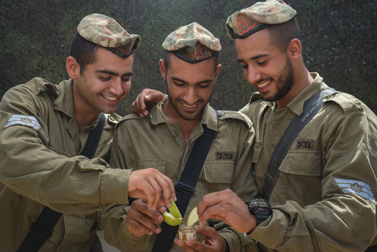 מה יאכלו בבסיסי צה"ל בראש השנה? כל המספרים