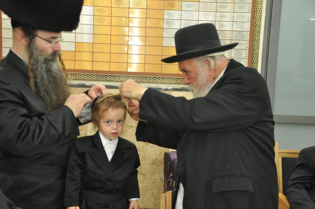 מוצאי יום כיפור באשלג: טיש וחאלקה • תיעוד