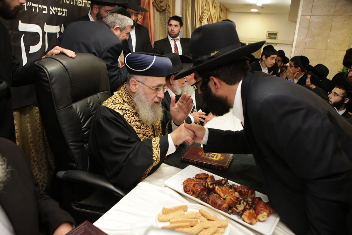 תיעוד: 'הקבלת פני רבו' אצל הראשל"צ הגאון רבי יצחק יוסף