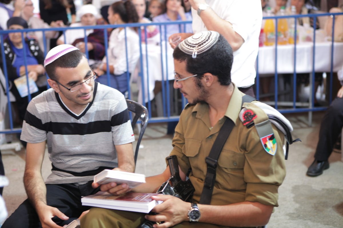 אלפים ב'הקבלת פני רבו' לראשל"צ הגר"ש עמאר