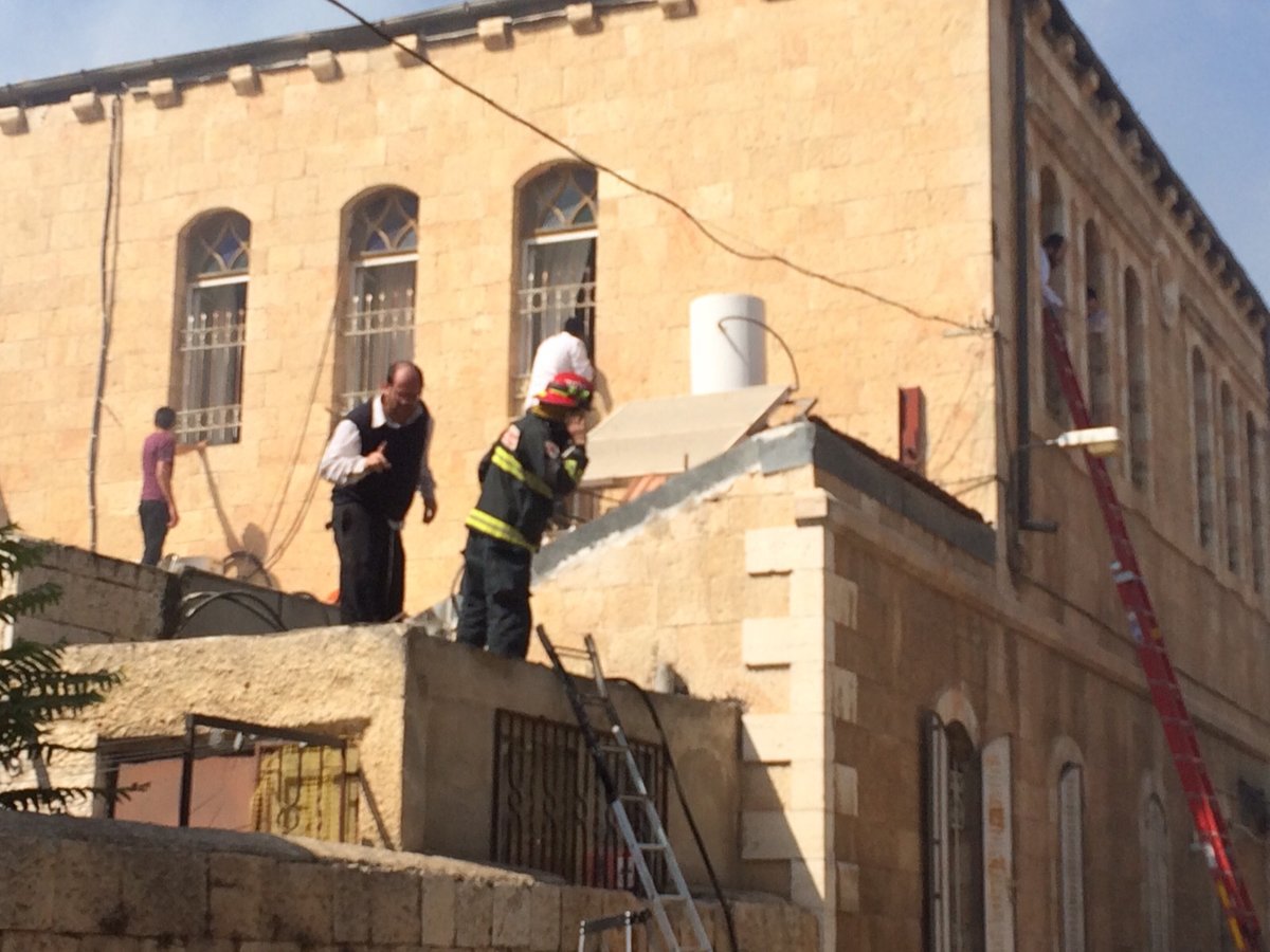 שריפה פרצה בבניין בית כנסת, לא היו נפגעים