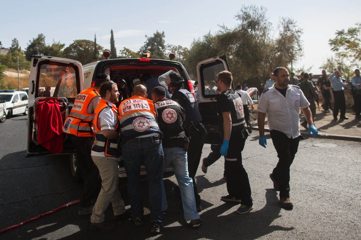 תיעוד מדמם: זירות פיגועי הטרור הרצחניים בירושלים וברעננה