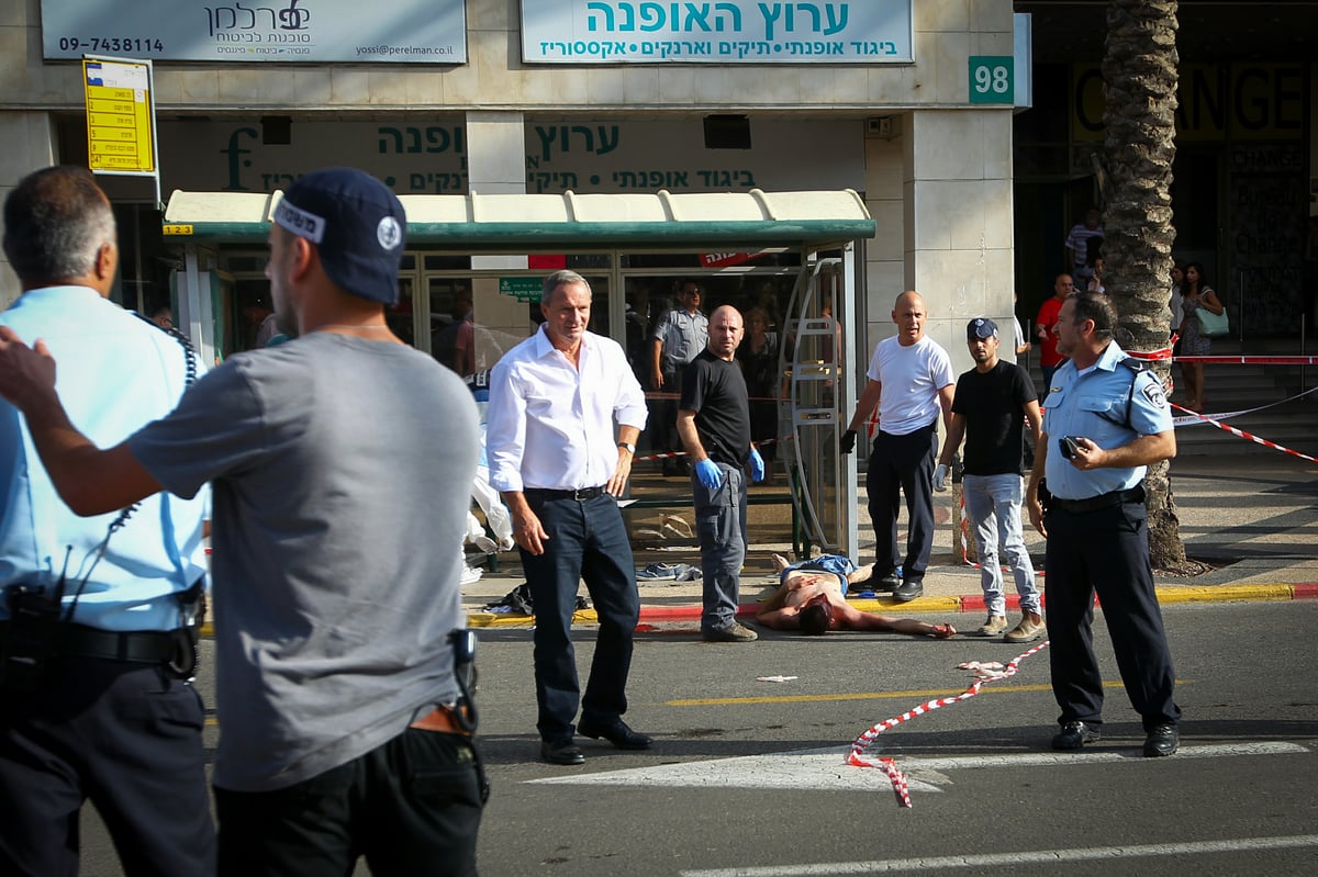 תיעוד מדמם: זירות פיגועי הטרור הרצחניים בירושלים וברעננה