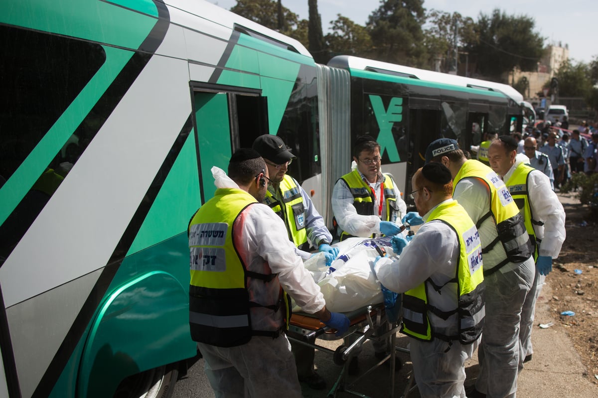 תיעוד מדמם: זירות פיגועי הטרור הרצחניים בירושלים וברעננה