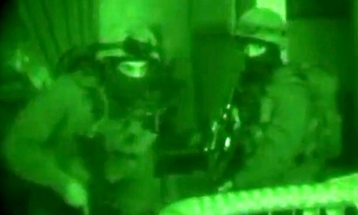 חיילים במעצר לילי, ארכיון