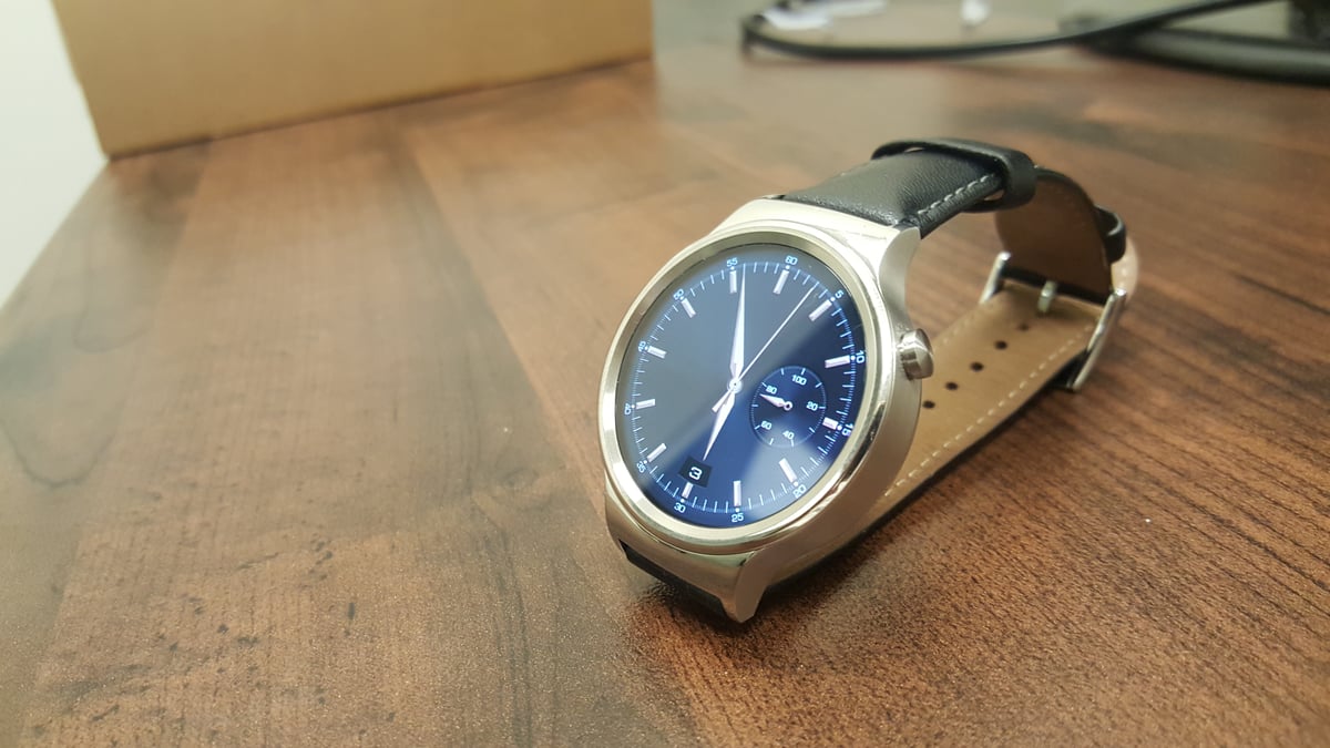 בדקנו: השעון החכם של "Huawei Watch" באמת שימושי עבורכם?