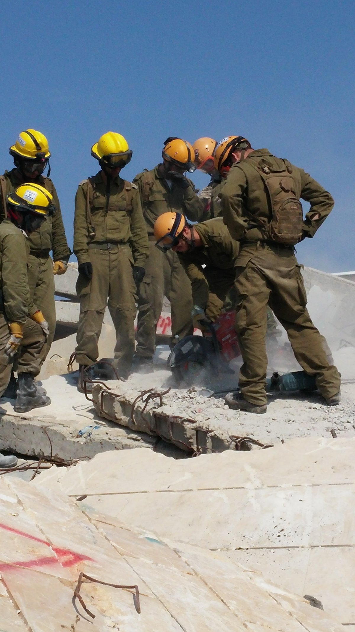 בכיר בפיקוד העורף: "בניינים בב"ב לא יעמדו ברעידות אדמה"