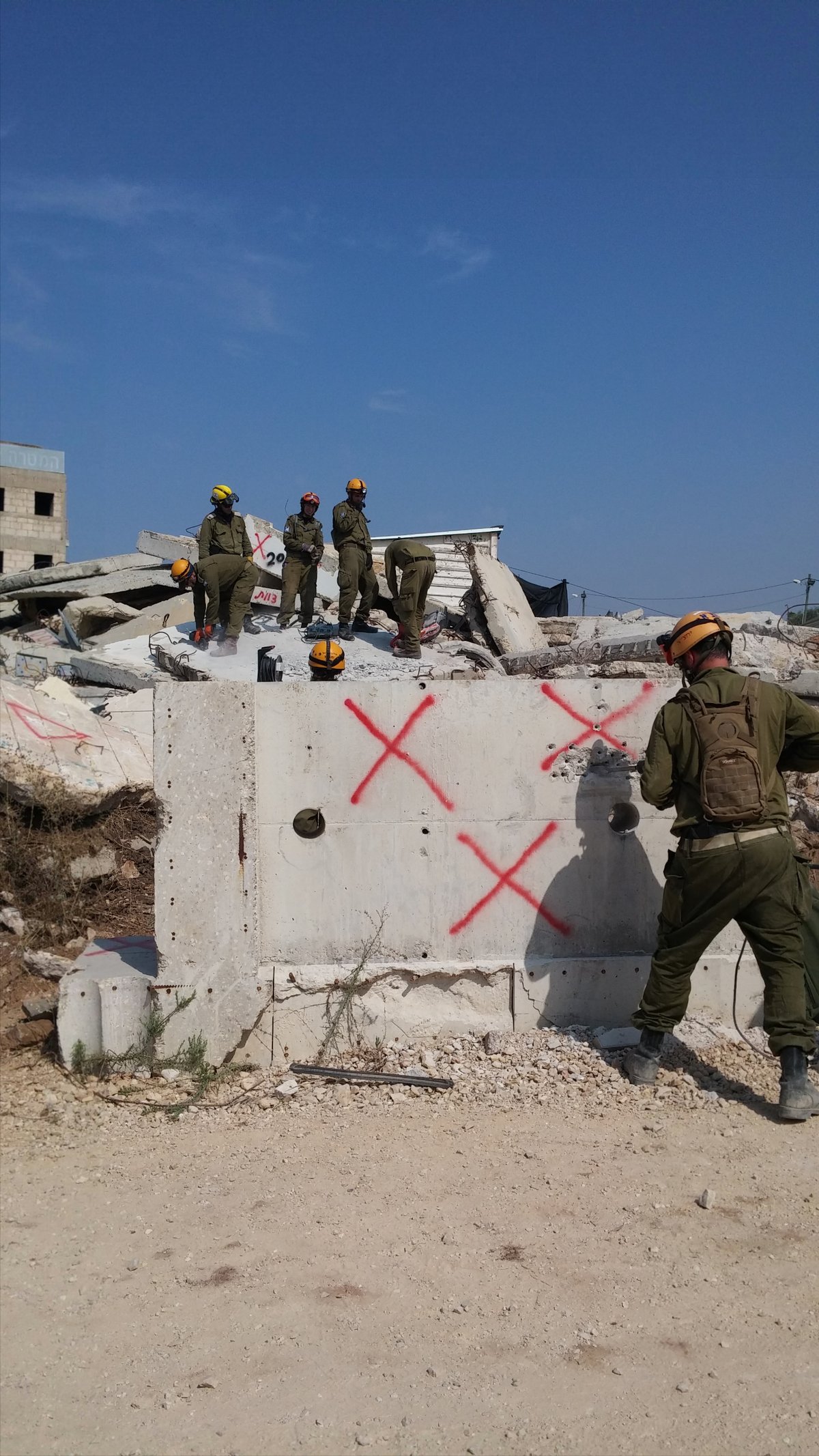 בכיר בפיקוד העורף: "בניינים בב"ב לא יעמדו ברעידות אדמה"