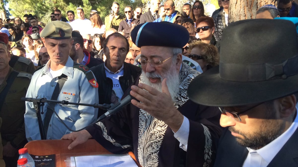 האב זעק בהלווייה: "אני אבא שכול, אבל לא תשברו את רוחנו"