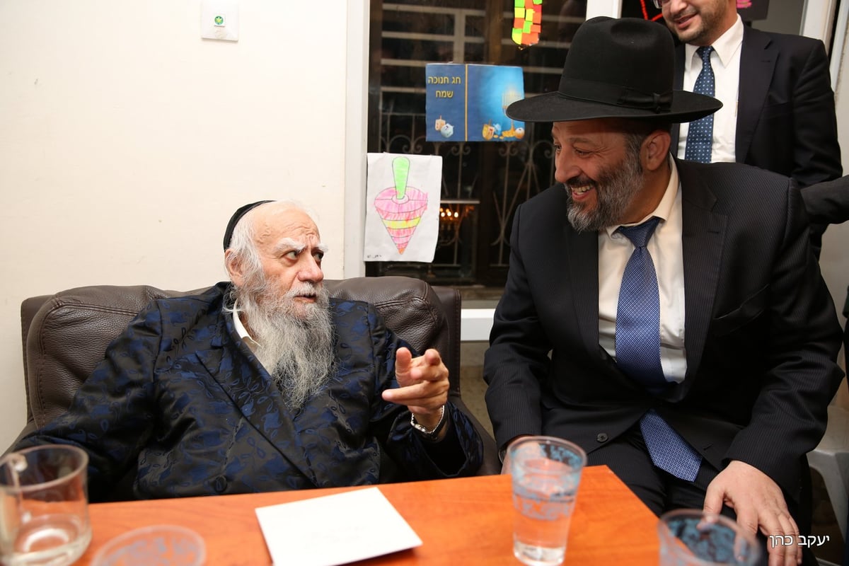 אריה דרעי הזמין את גדולי ישראל לחתונת בתו