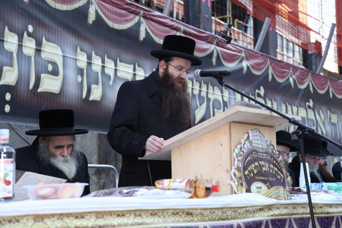 תיעוד מציריך: הרבנים הניחו אבן פינה לחיידר