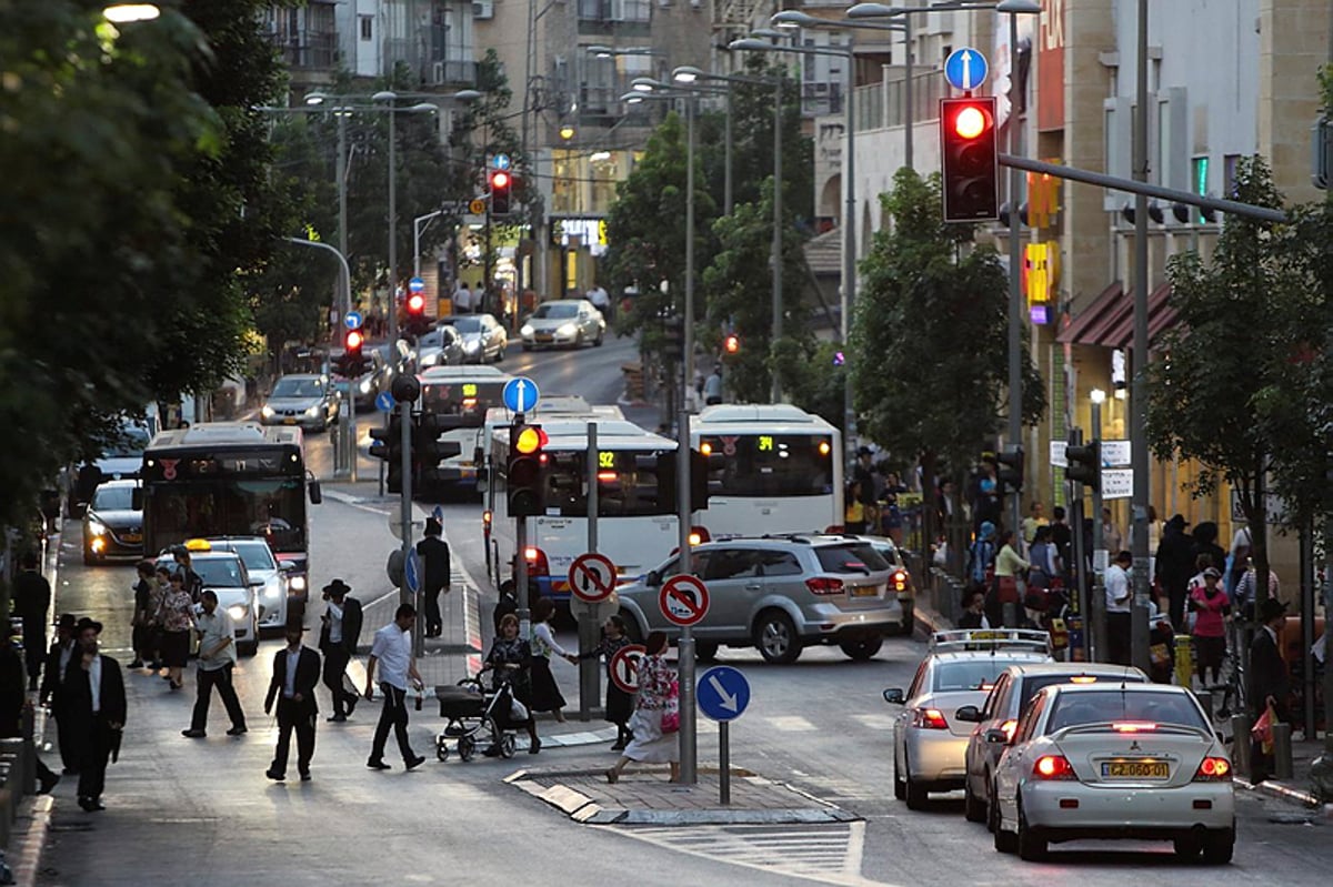 בני ברק, תוחלת החיים בה גבוהה יחסית למצבה במדד החברתי-כלכלי