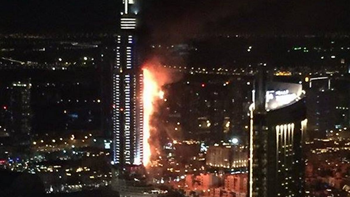 שריפת ענק במלון בן 60 קומות בדובאי; חשש שמדובר בהצתה