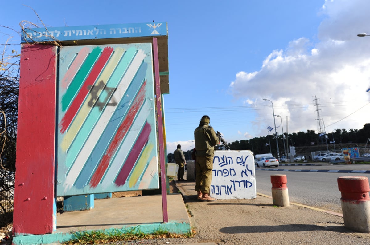 נשקים וכובעי גרב: כך שומרים על צומת גוש עציון