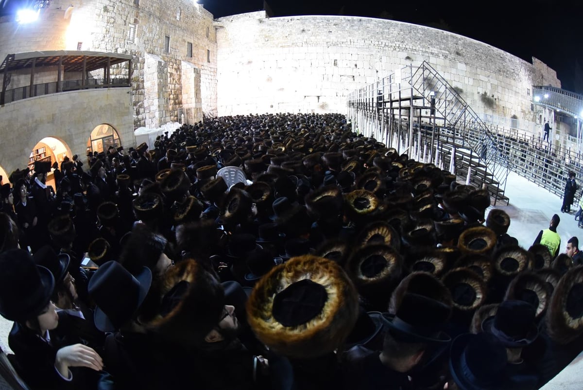 צפו: השבת של האדמו"ר מסקווירא בירושלים