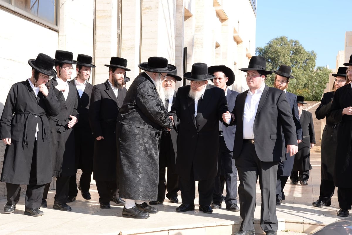 הגרב"מ אזרחי בביקור אצל גדולי ישראל • גלריה