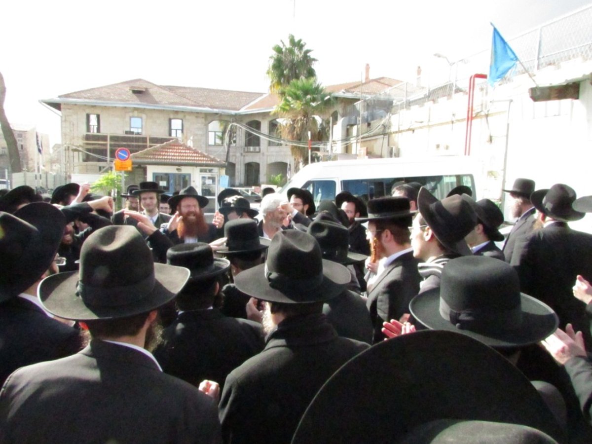 יונה מרצבך משחזר את המעצר: "כוח בילוש עצר אותי בבית הכנסת"