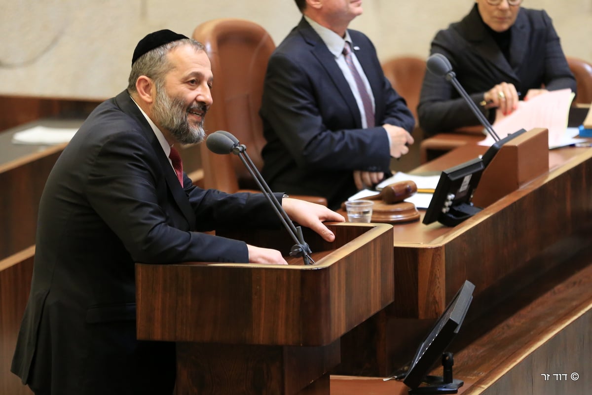 צפו: השבעת יגאל גואטה לחבר כנסת בתמונות