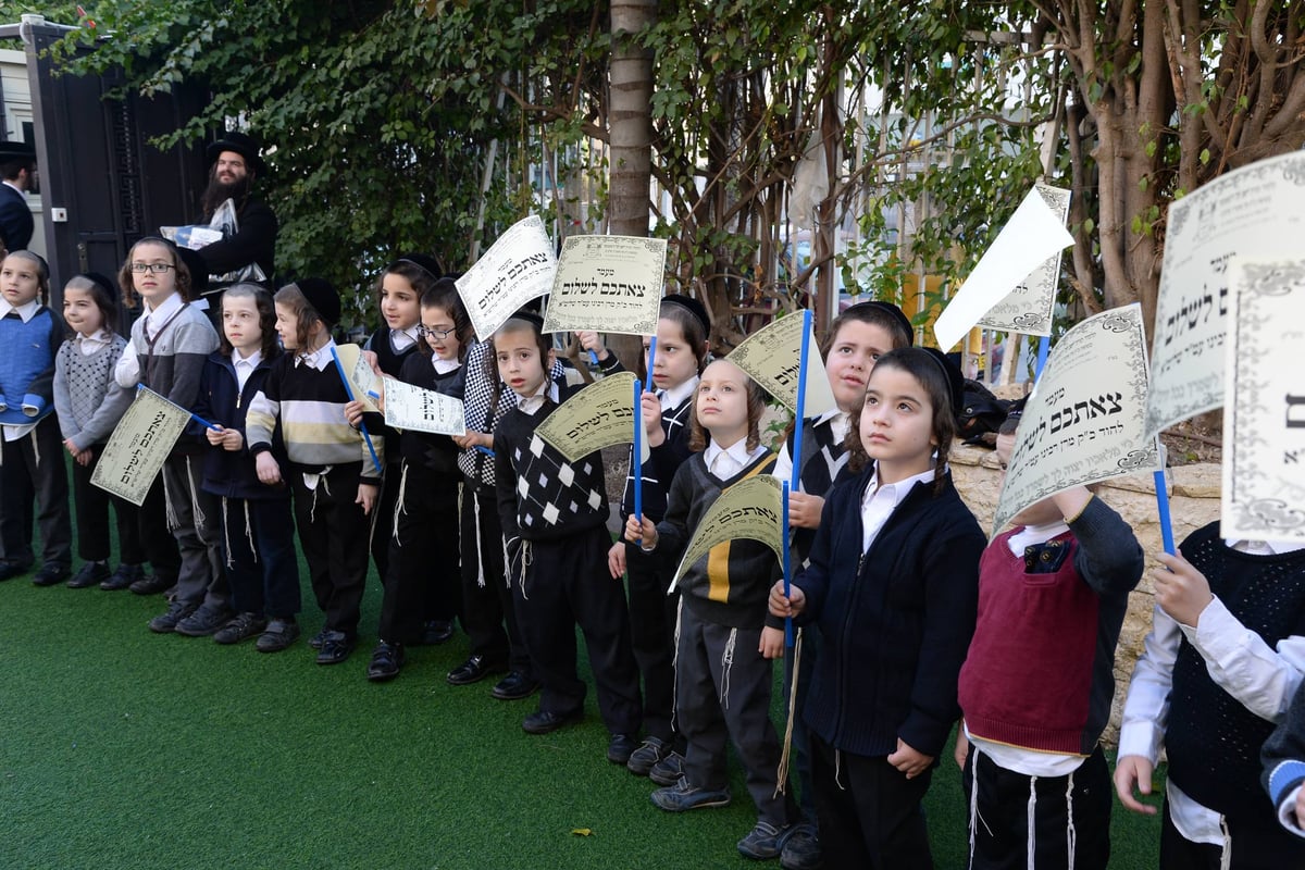 תיעוד: האדמו"ר מסאטמר נפרד מישראל