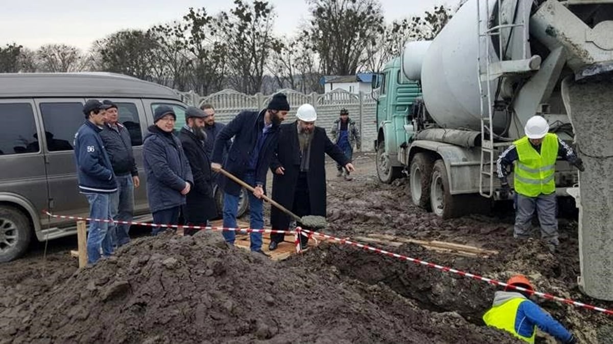 אוקראינה: מאות יהודים יצטרפו לכפר הפליטים 'אנטבקה'