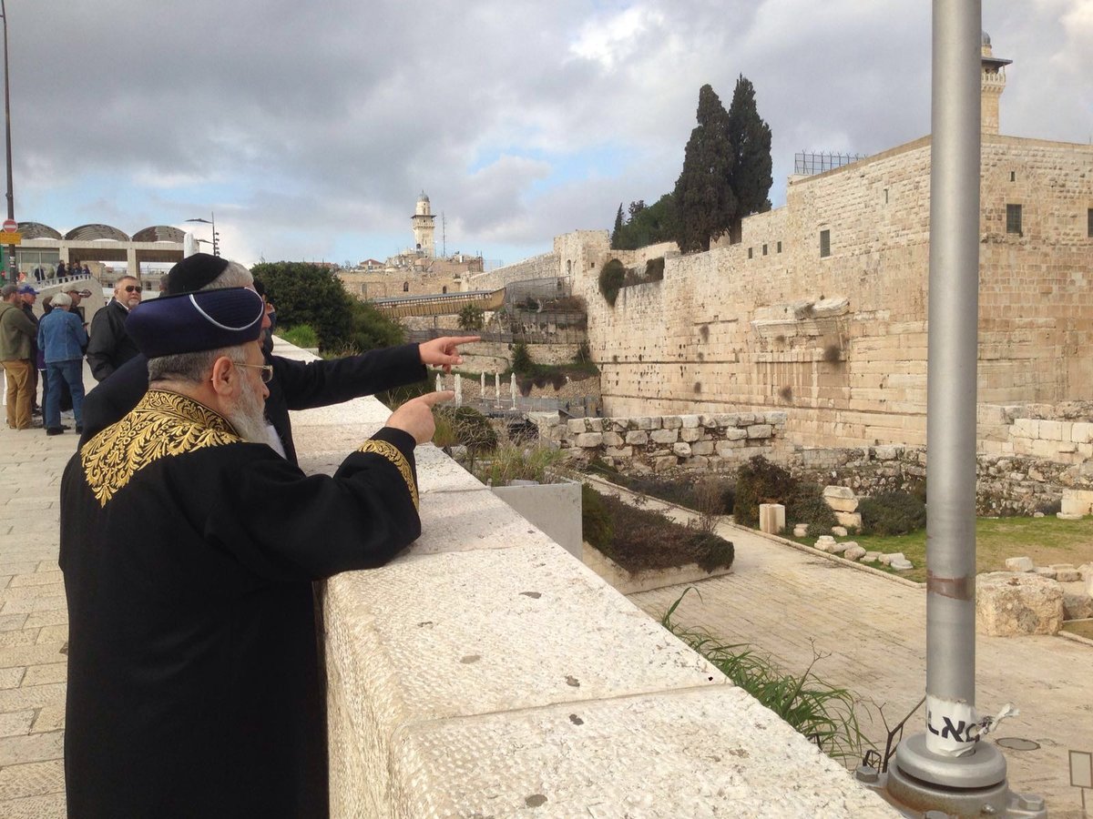 הראשון לציון בדק את "רחבת הרפורמים" בכותל המערבי