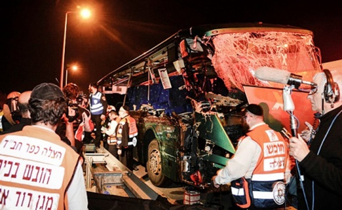 בני משפחות נפגעי "אסון 402" תובעים את 'אגד': "רק התשלומים המיידים"