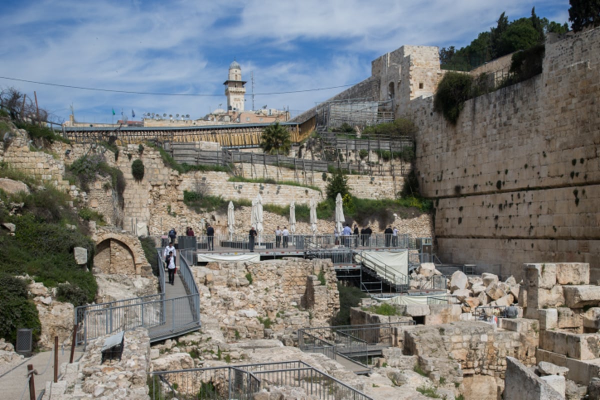 אורי אריאל נגד ראש הממשלה: הפר את הסטטוס קוו