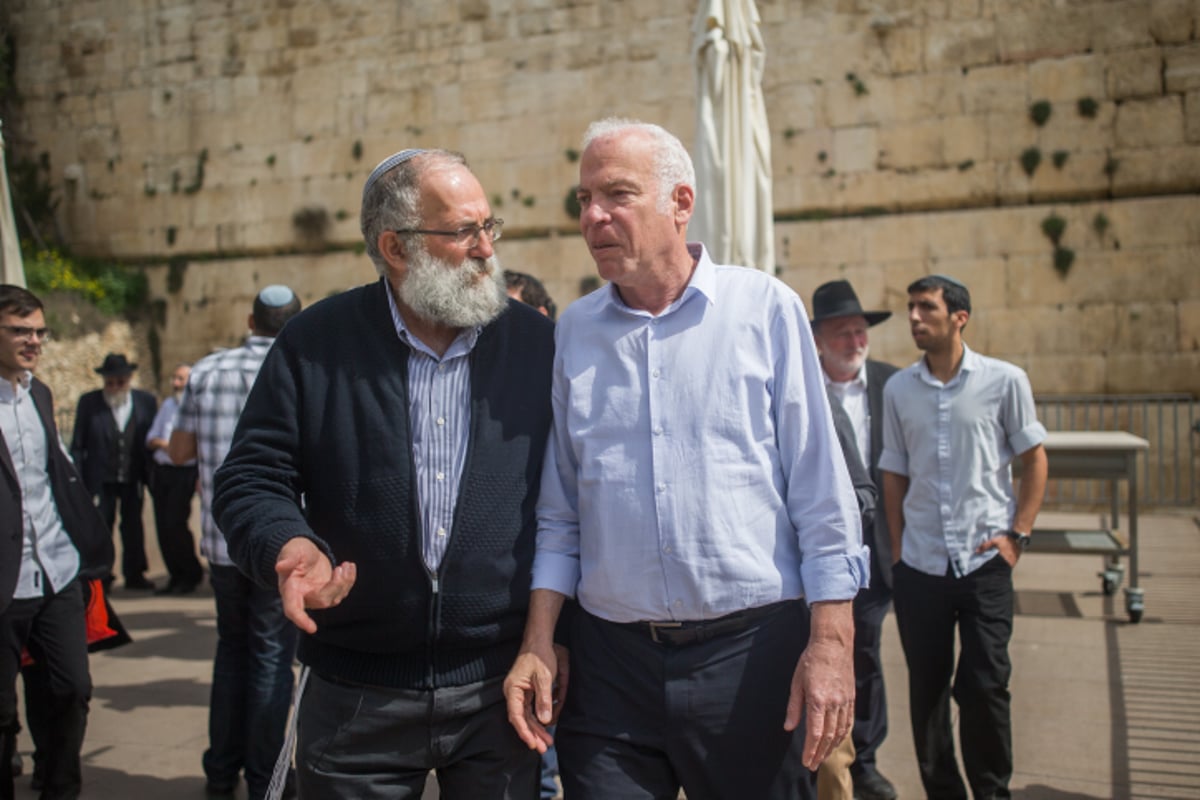 אורי אריאל נגד ראש הממשלה: הפר את הסטטוס קוו