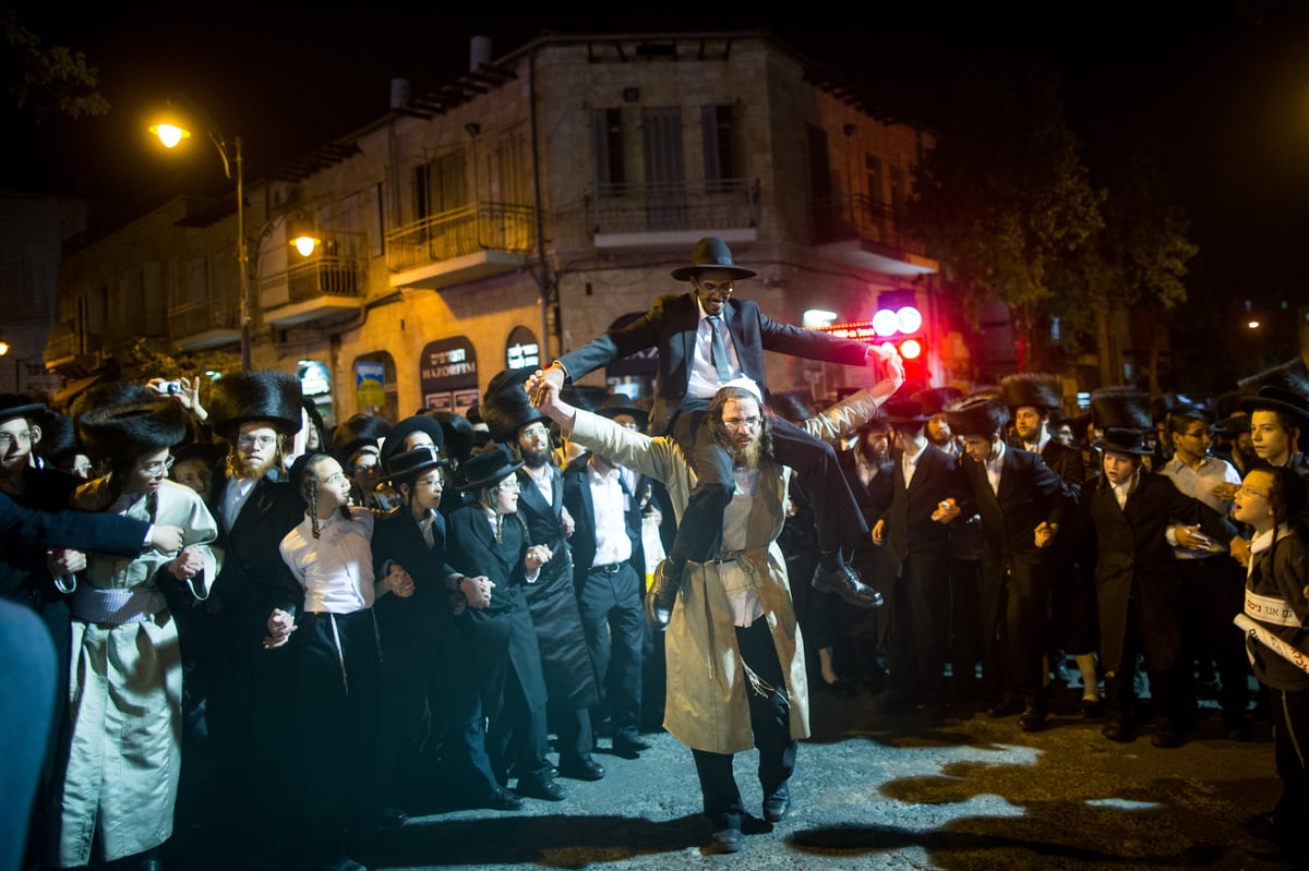 'העדה' חגגה עם העריק האתיופי ששוחרר • צפו