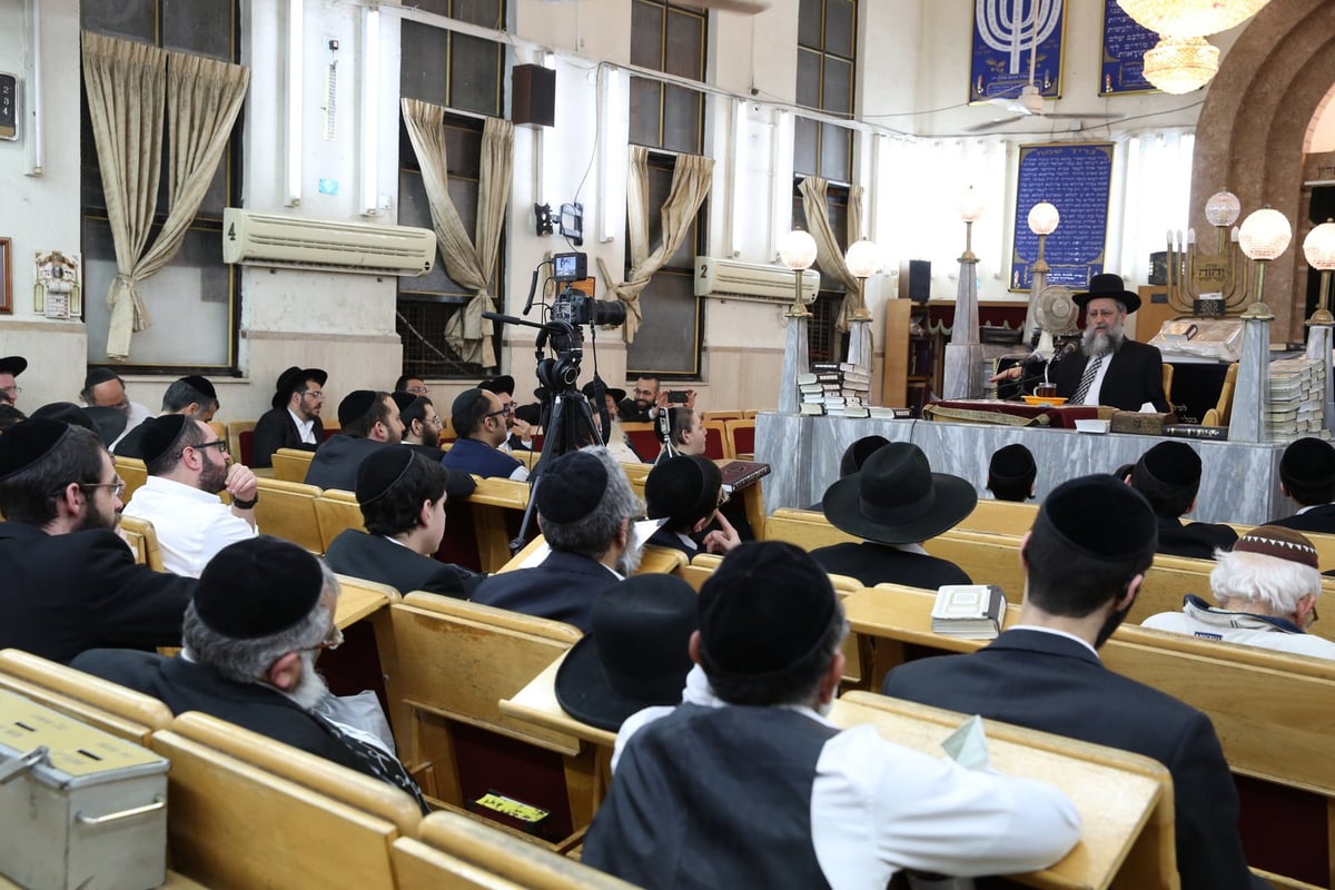 הגר"ד יוסף חידש את שיעור אביו מרן הגר"ע יוסף זצ"ל בבני ברק