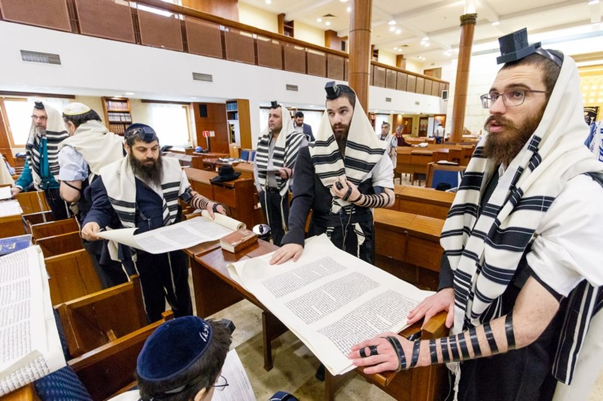 גלריה פורימית מחג פורים במוסקבה • צפו