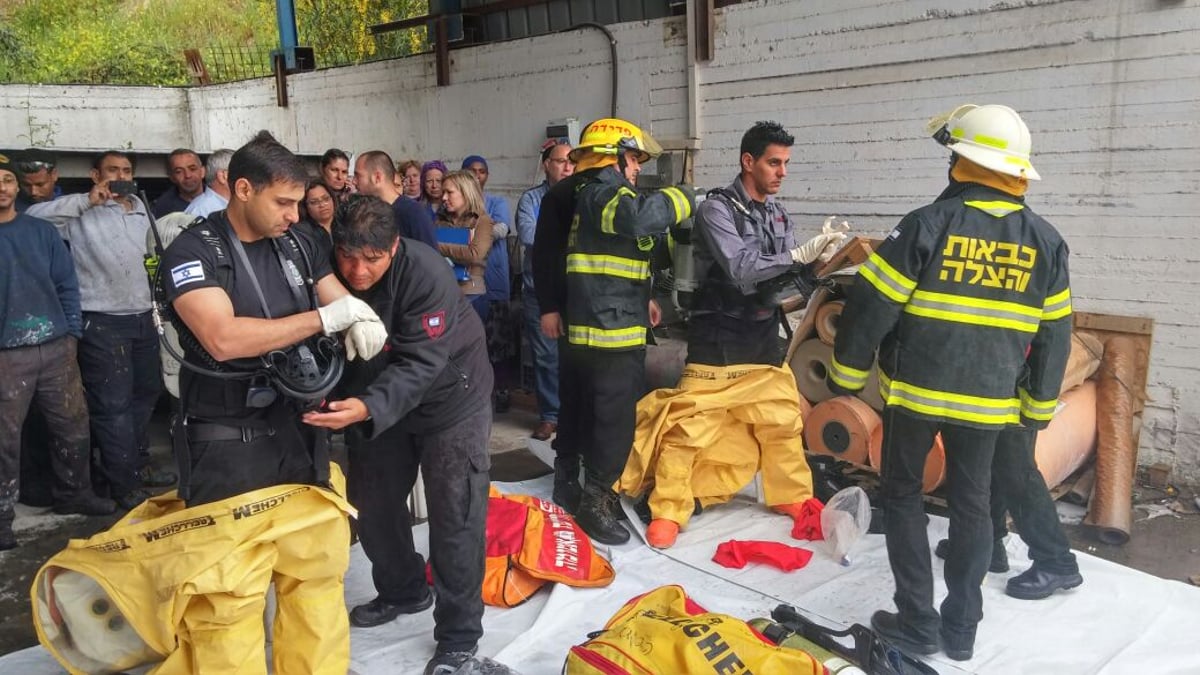 צפו: לוחמי האש תרגלו דליפת חומרים מסוכנים