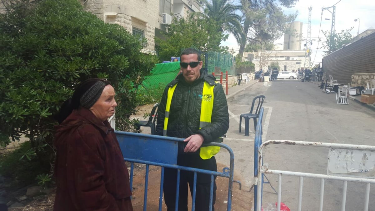 מפקד המשטרה לרבנית נויבירט: "מצטער שהגענו למצב הזה"