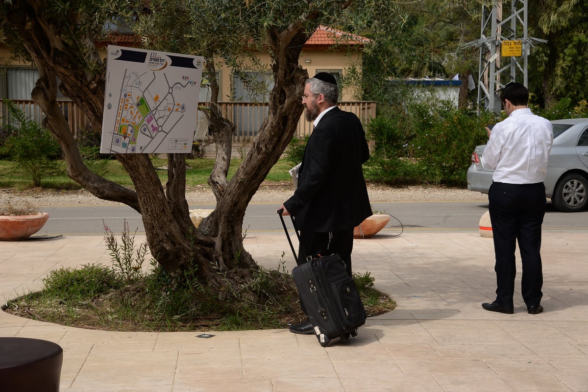 היום הראשון של ועידת 'דגל התורה' • צפו