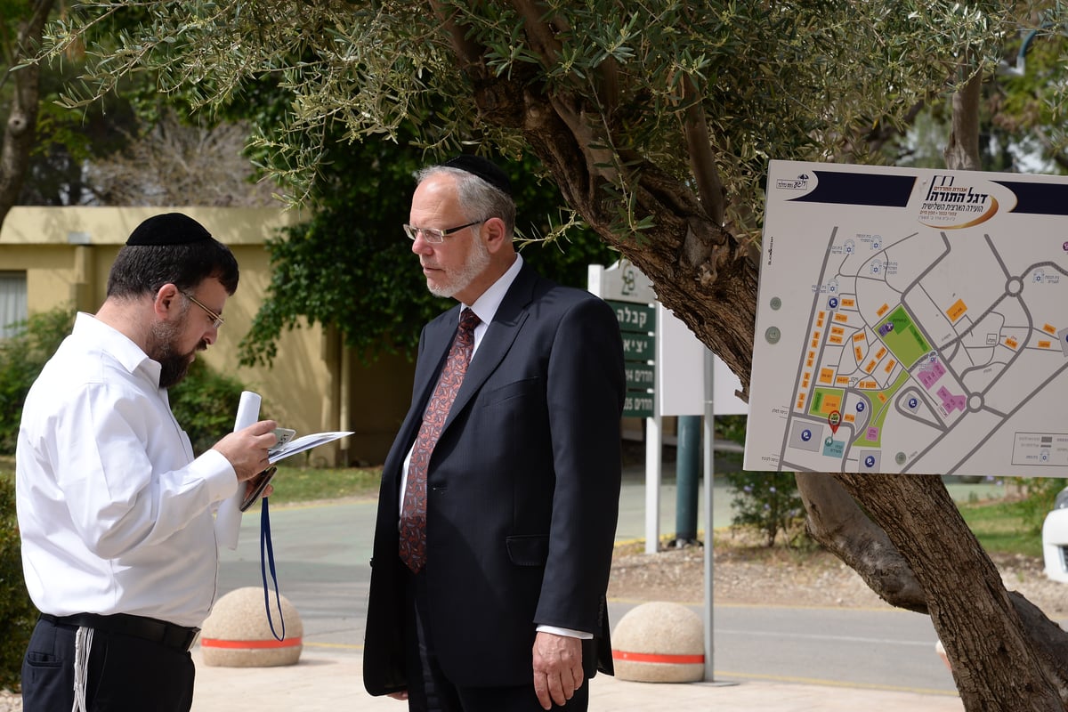 היום הראשון של ועידת 'דגל התורה' • צפו