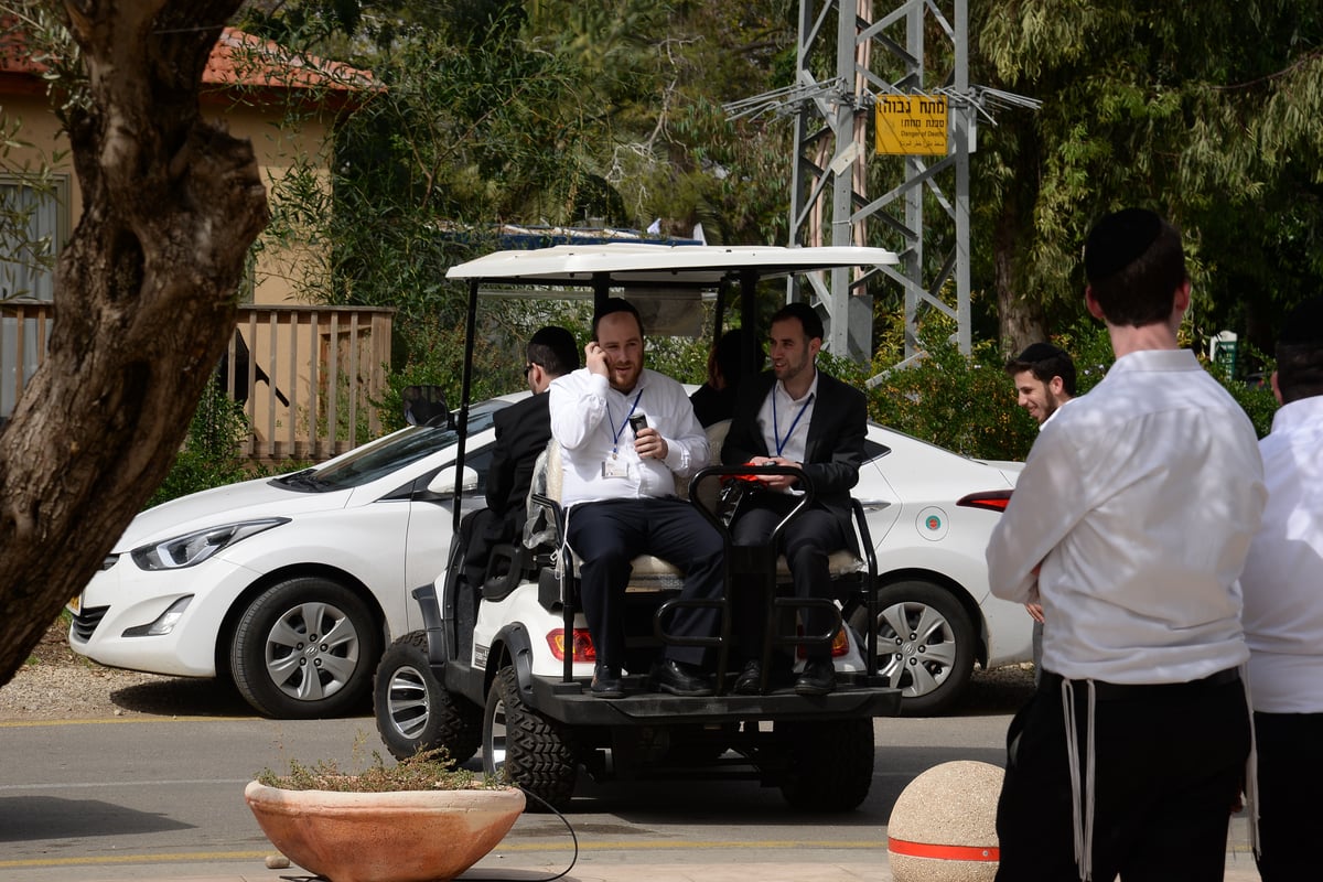 היום הראשון של ועידת 'דגל התורה' • צפו