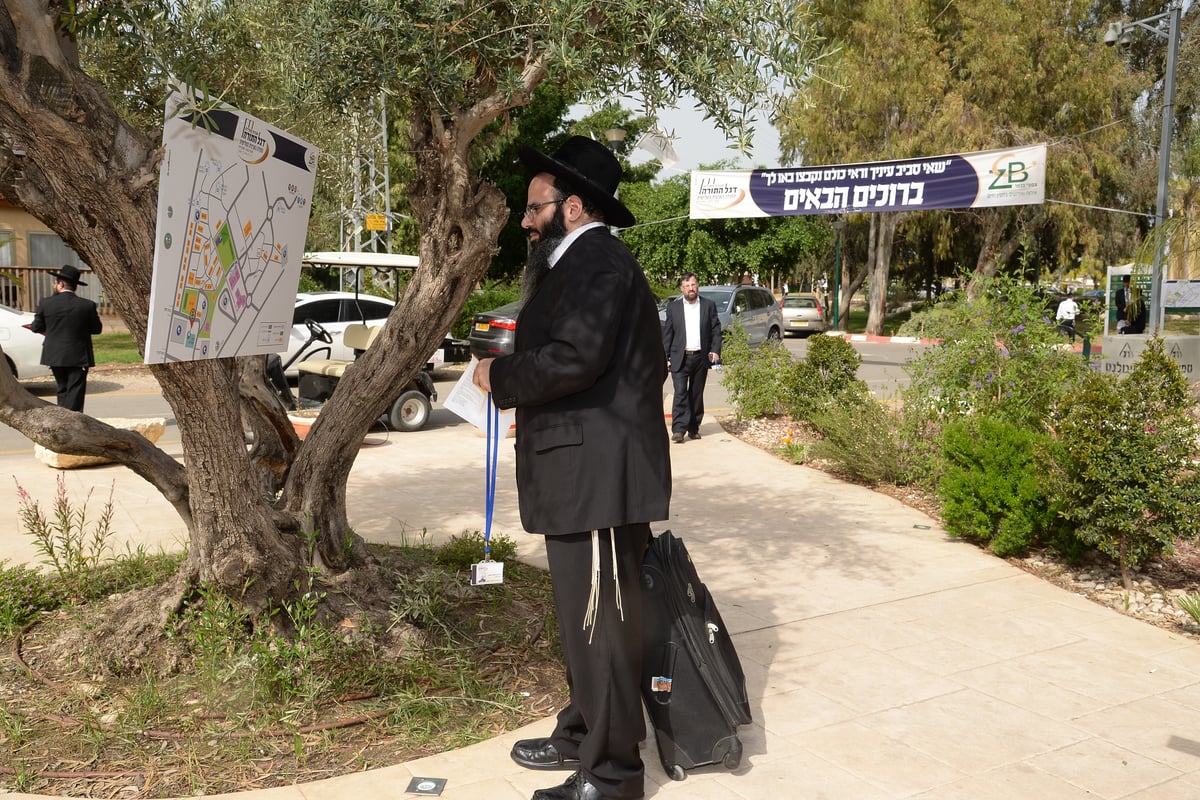 היום הראשון של ועידת 'דגל התורה' • צפו