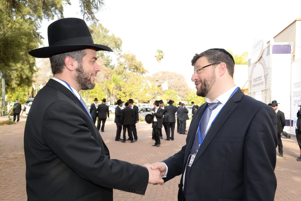 היום הראשון של ועידת 'דגל התורה' • צפו