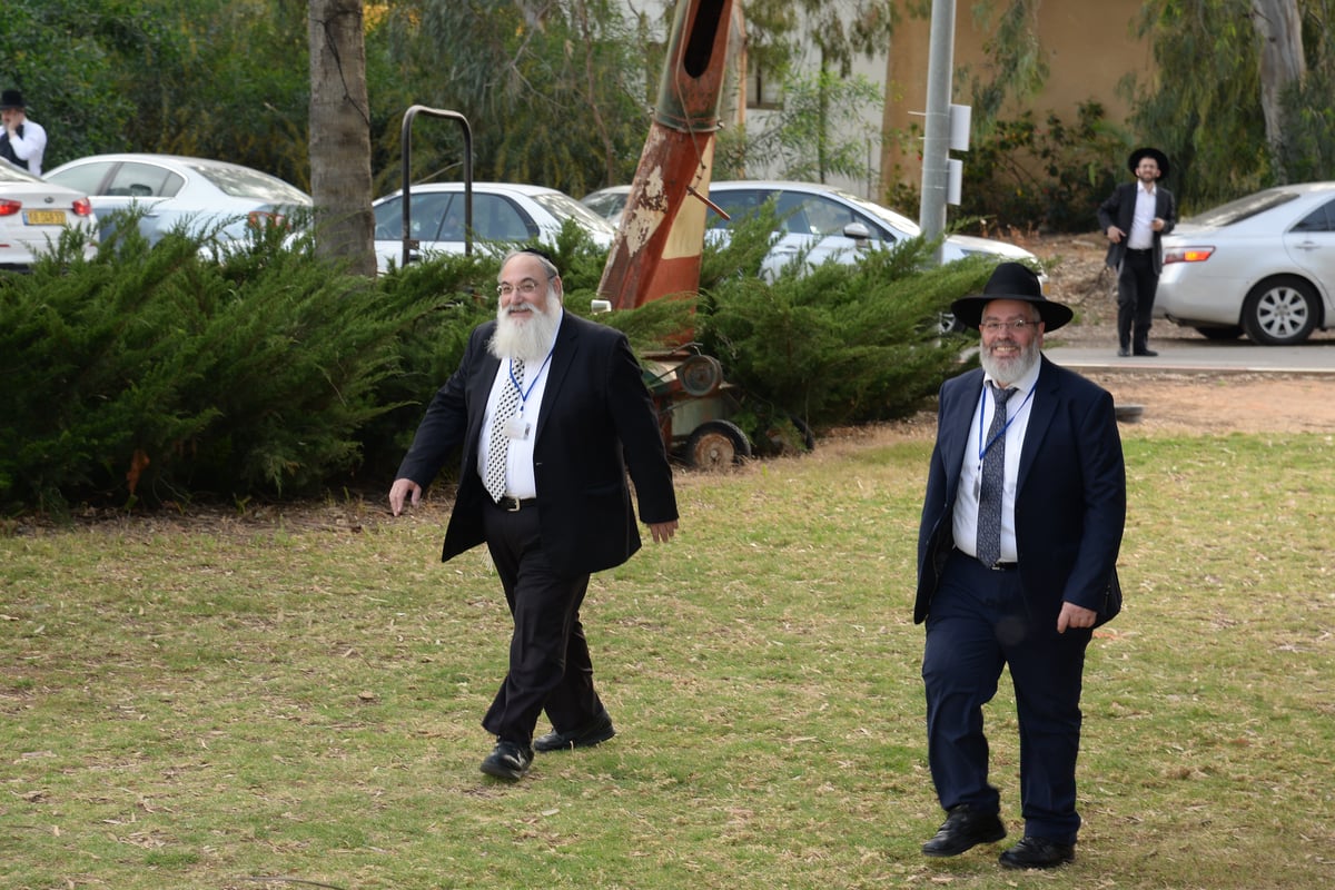 היום הראשון של ועידת 'דגל התורה' • צפו