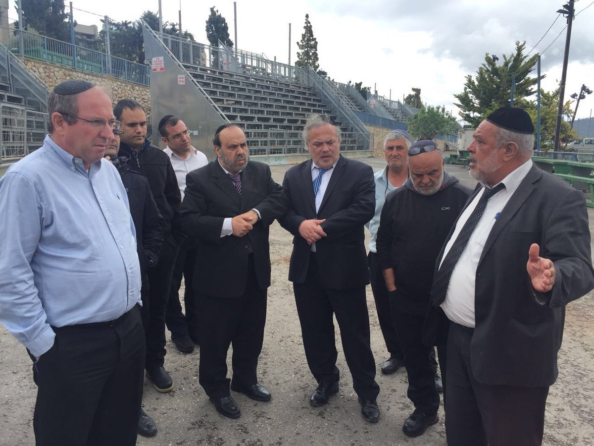 השר דוד אזולאי במירון: "לא לוקחים סיכונים, נערכים למנוע תקלות ואסונות"