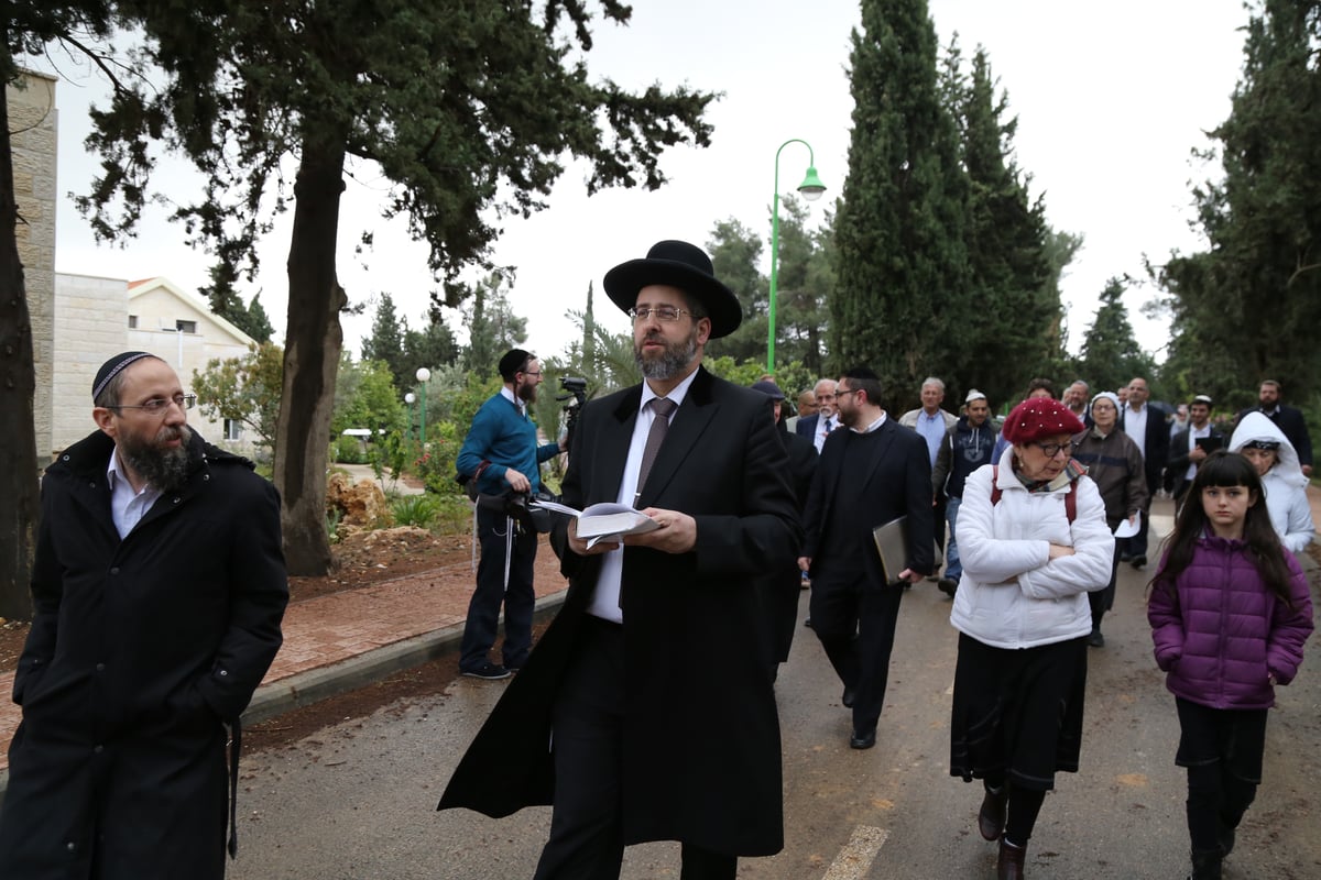 הברכה המשותפת של הגר"ד לאו והגר"ש עמאר