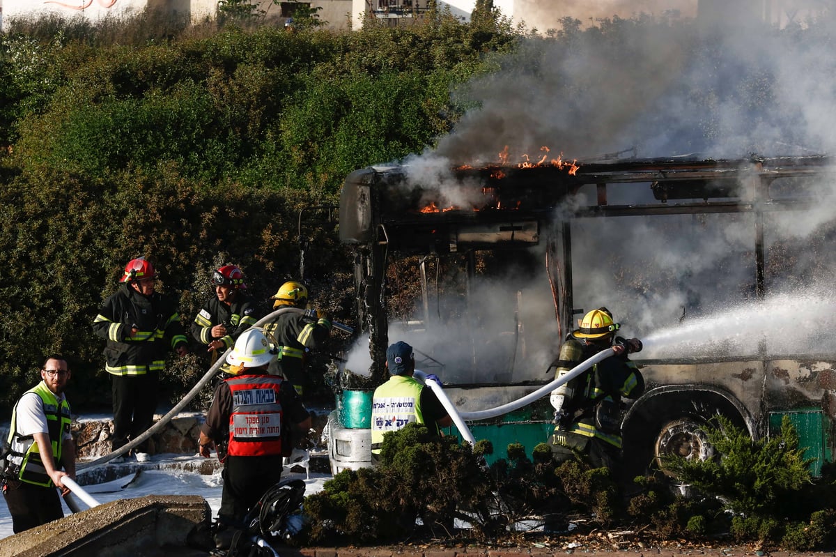 דם, אש ועשן: תיעוד מזירת הפיגוע בירושלים