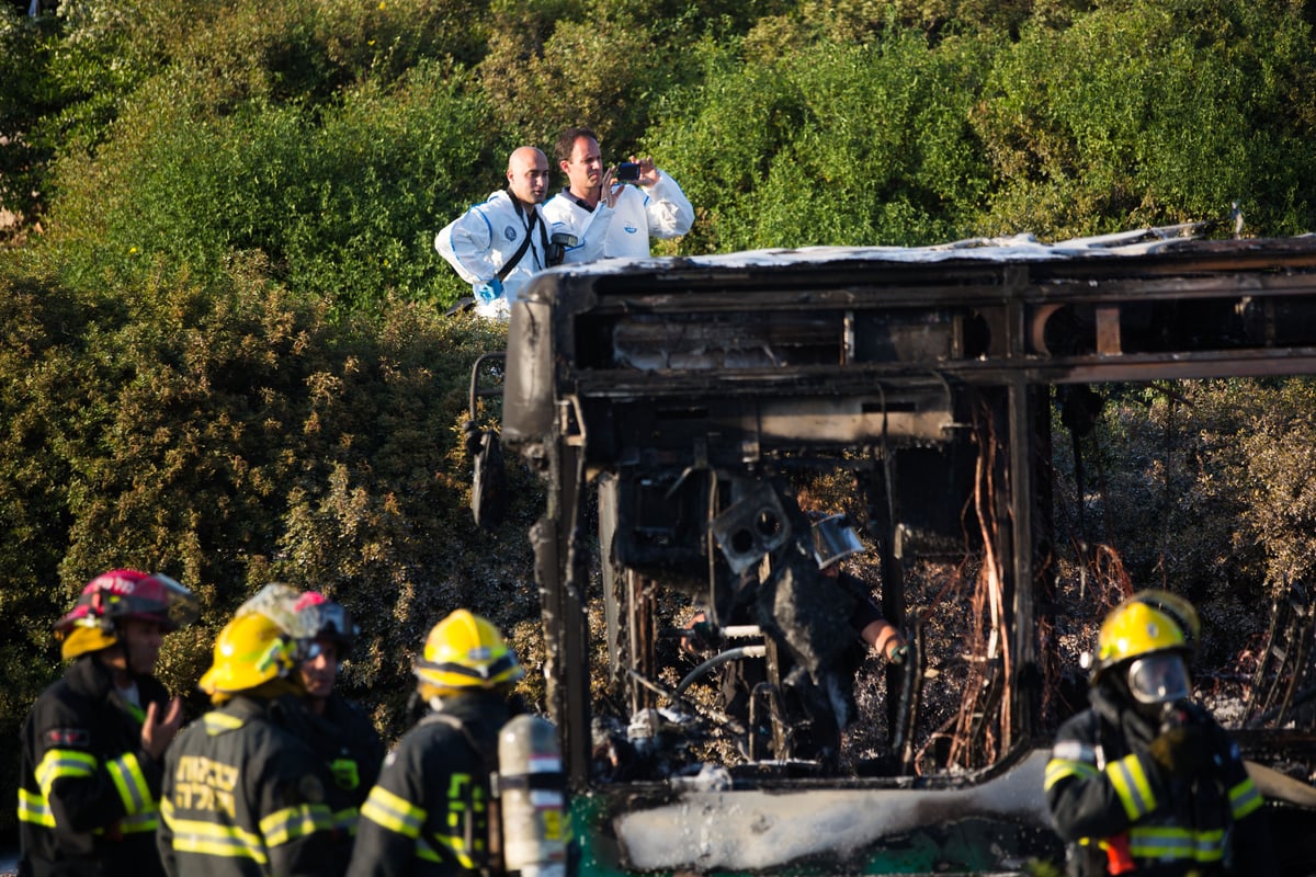 דם, אש ועשן: תיעוד מזירת הפיגוע בירושלים