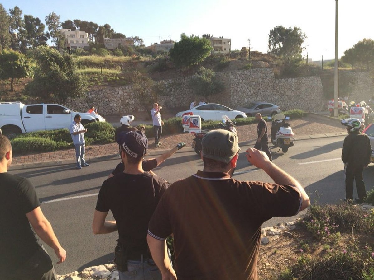 פיגוע בירושלים: 15 בני אדם נפגעו באוטובוס 'אגד' שהתפוצץ