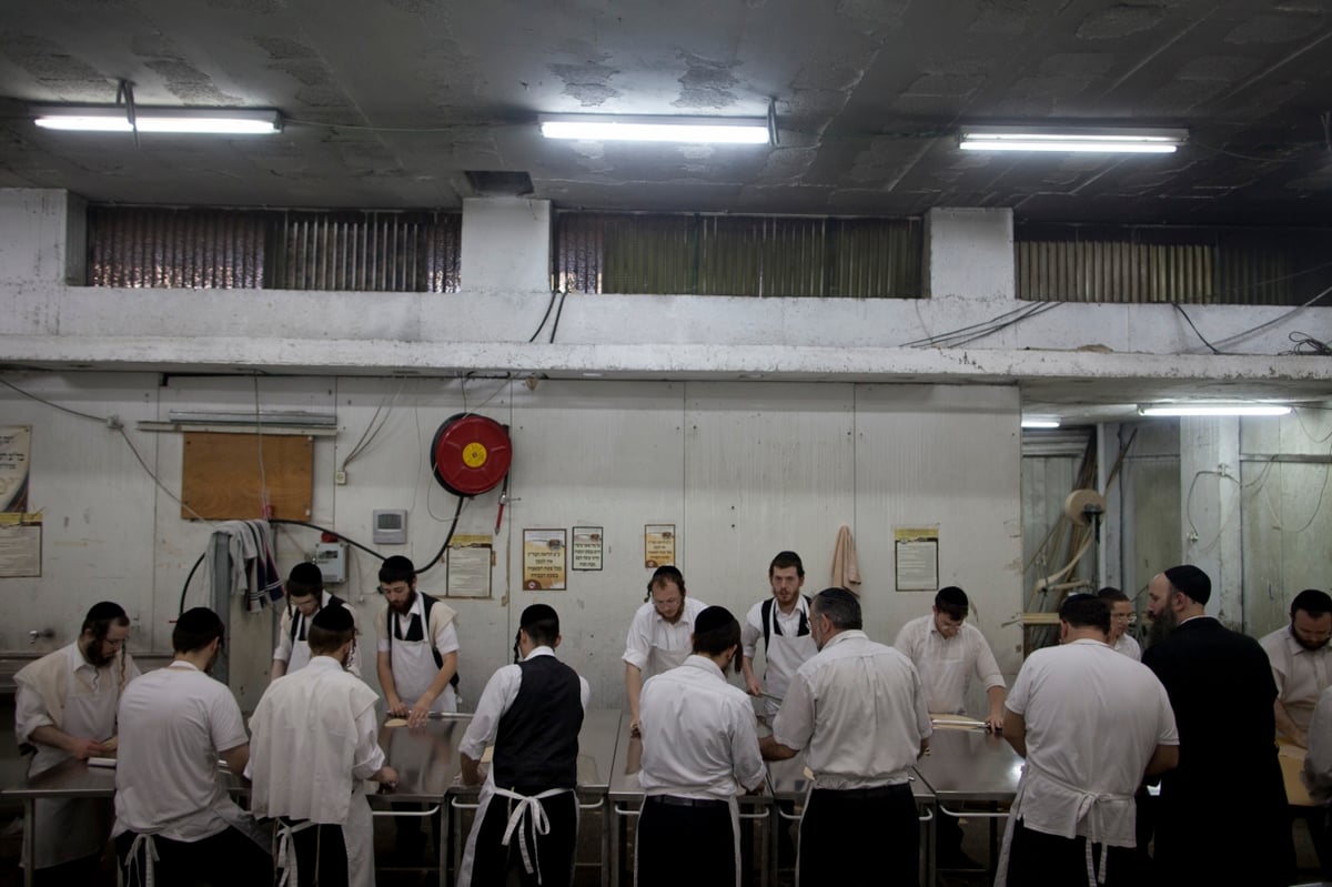 גם באשדוד אופים מצות • צפו בתמונות