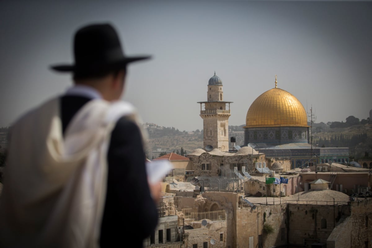 תיעוד ענק: אלפים ב'ברכת הכהנים' בכותל המערבי